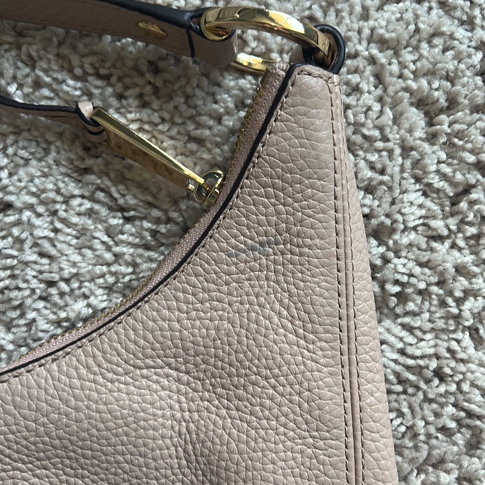 Michael Kors Light Pink Leather Handbag - Picture 4 of 8